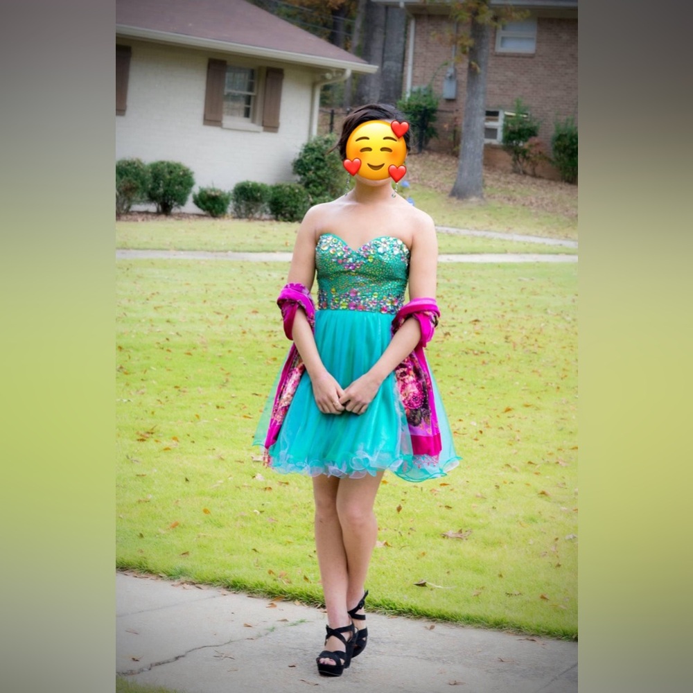 Tony Bowls Homecoming TS11385 Turquoise Size 0 Dress W/ Earrings Strapless